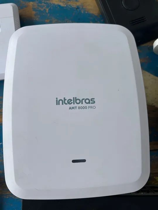 Central de Alarme Intelbras AMT 8000 PRO - Novo