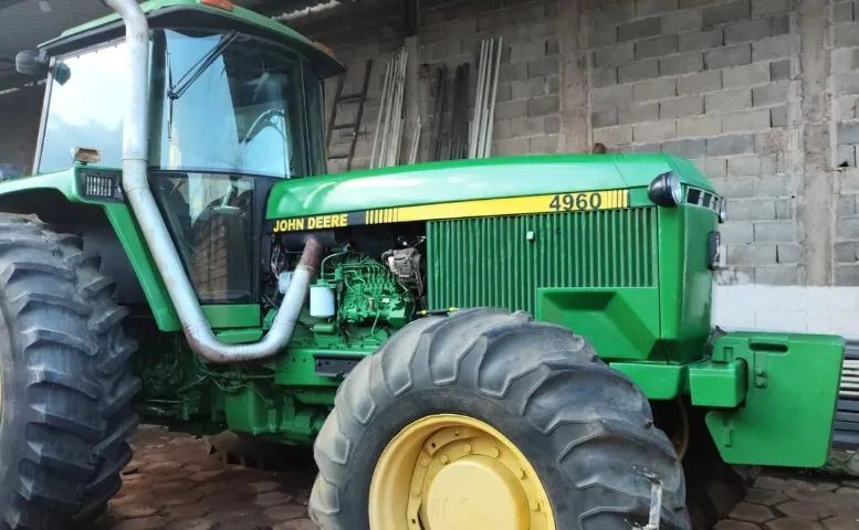 Trator John Deere 4960
