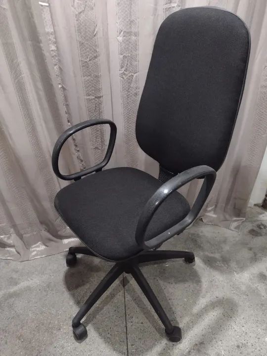 Cadeira de Escritório  tipo presidente  - Foto 2