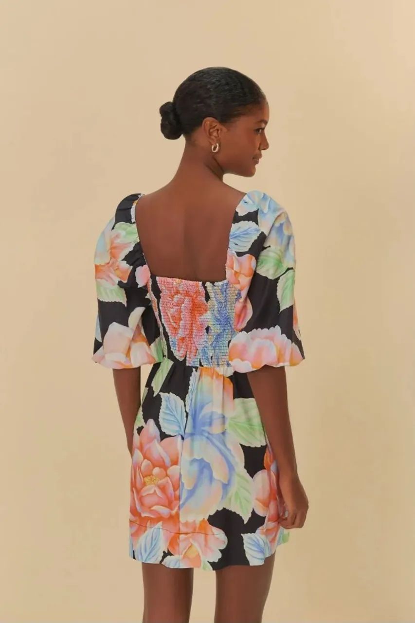 Vestido FARM Curto Floral Sofia Preto