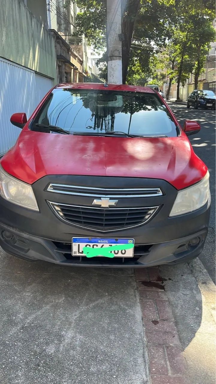 Prisma 2015 LT 1.0 completo com kit gás 