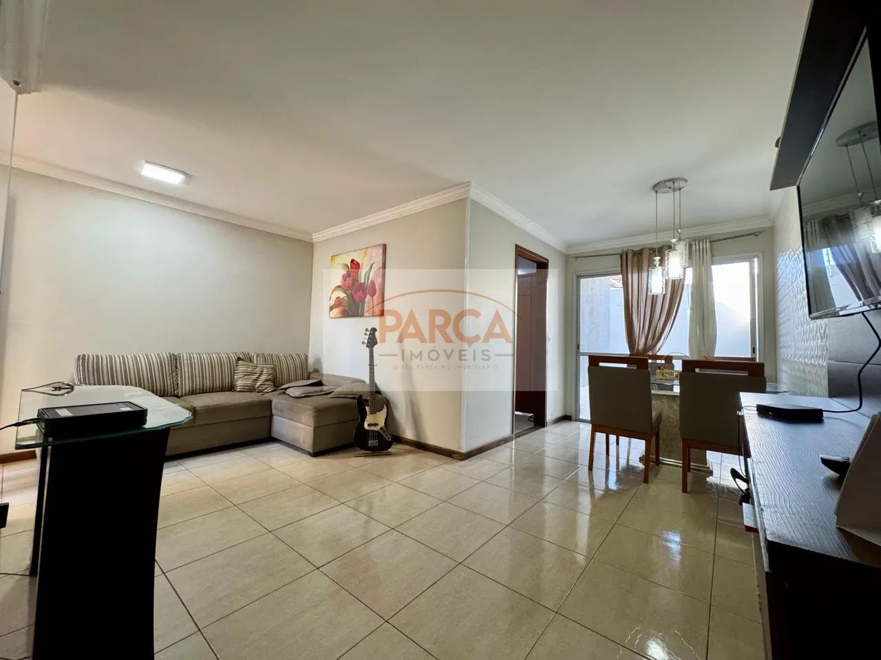 Casa de 03 quartos em Colinas de Laranjeiras