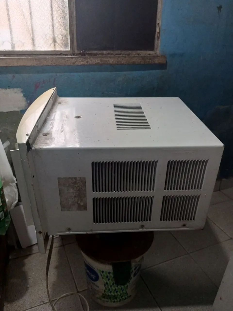 Ar-condicionado de Janela Electrolux Usado - Foto 3