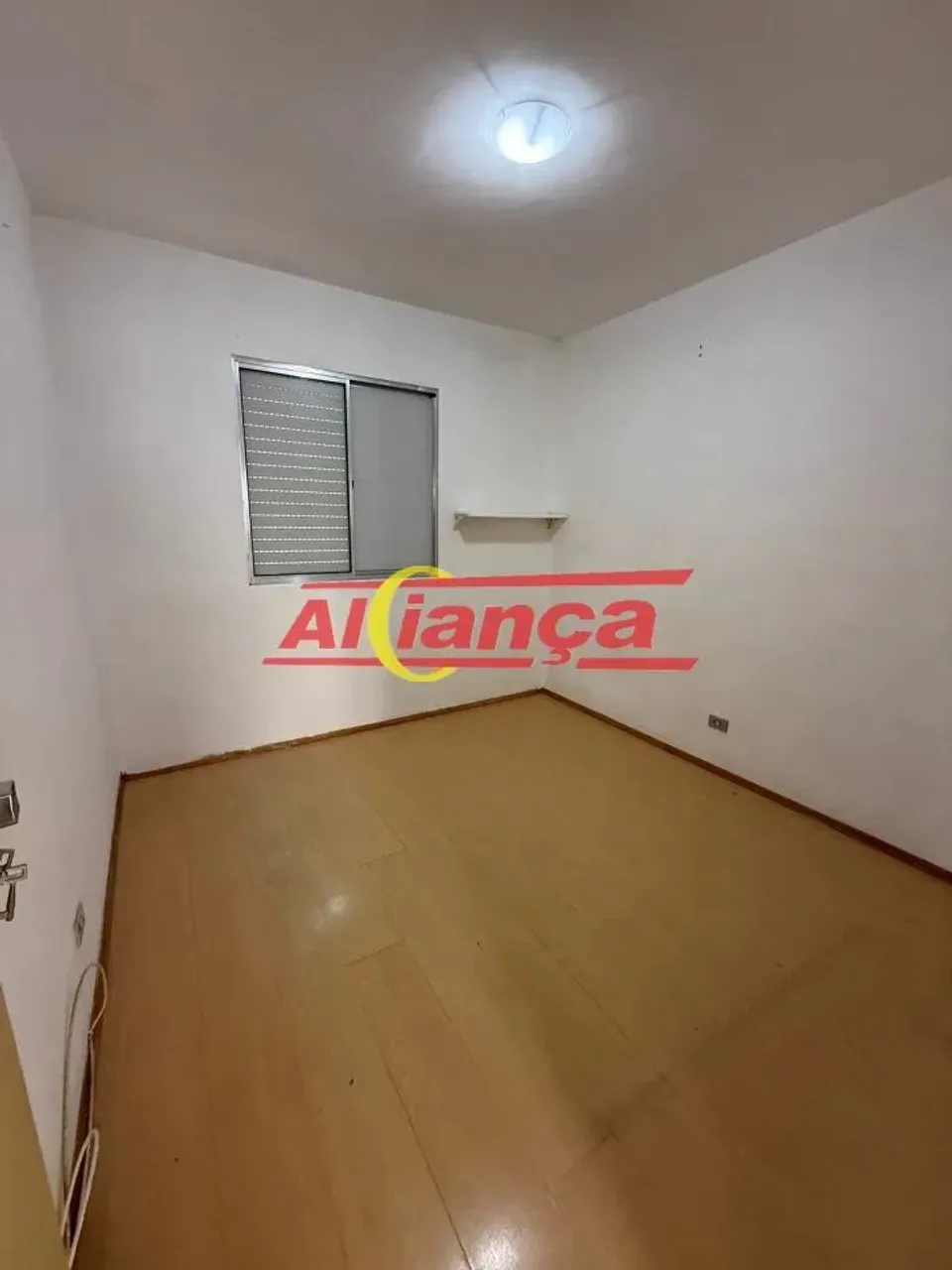 Apartamento com 2 quartos, sala, cozinha, 1 banheiro para alugar , Vl. Rio de Janeiro, Gua