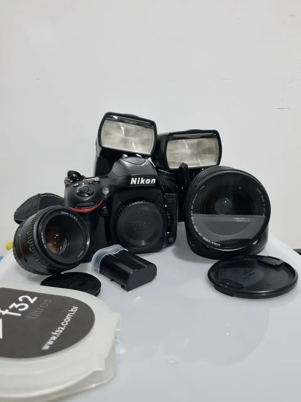 Kit Câmera DSLR Nikon com Lentes e Acessórios
