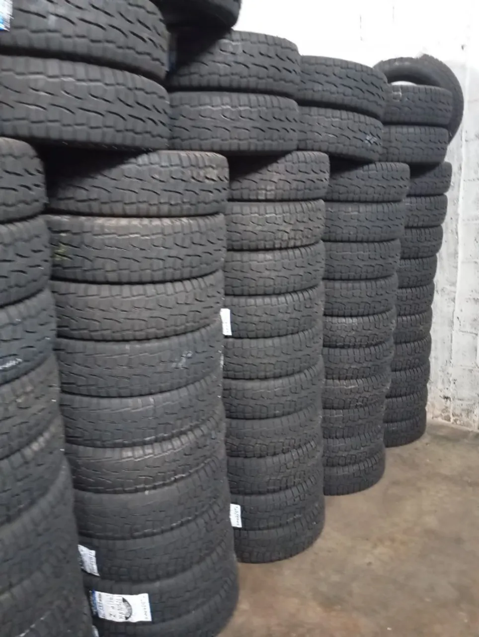 Qualidade e segurança só tem nos pneus da RL 175/70/14 ATR