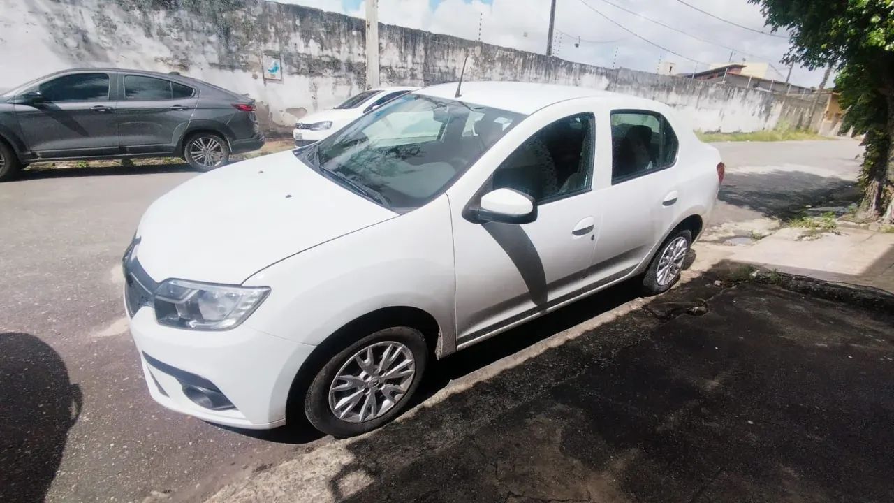Renault Logan 2019/20 - Foto 2