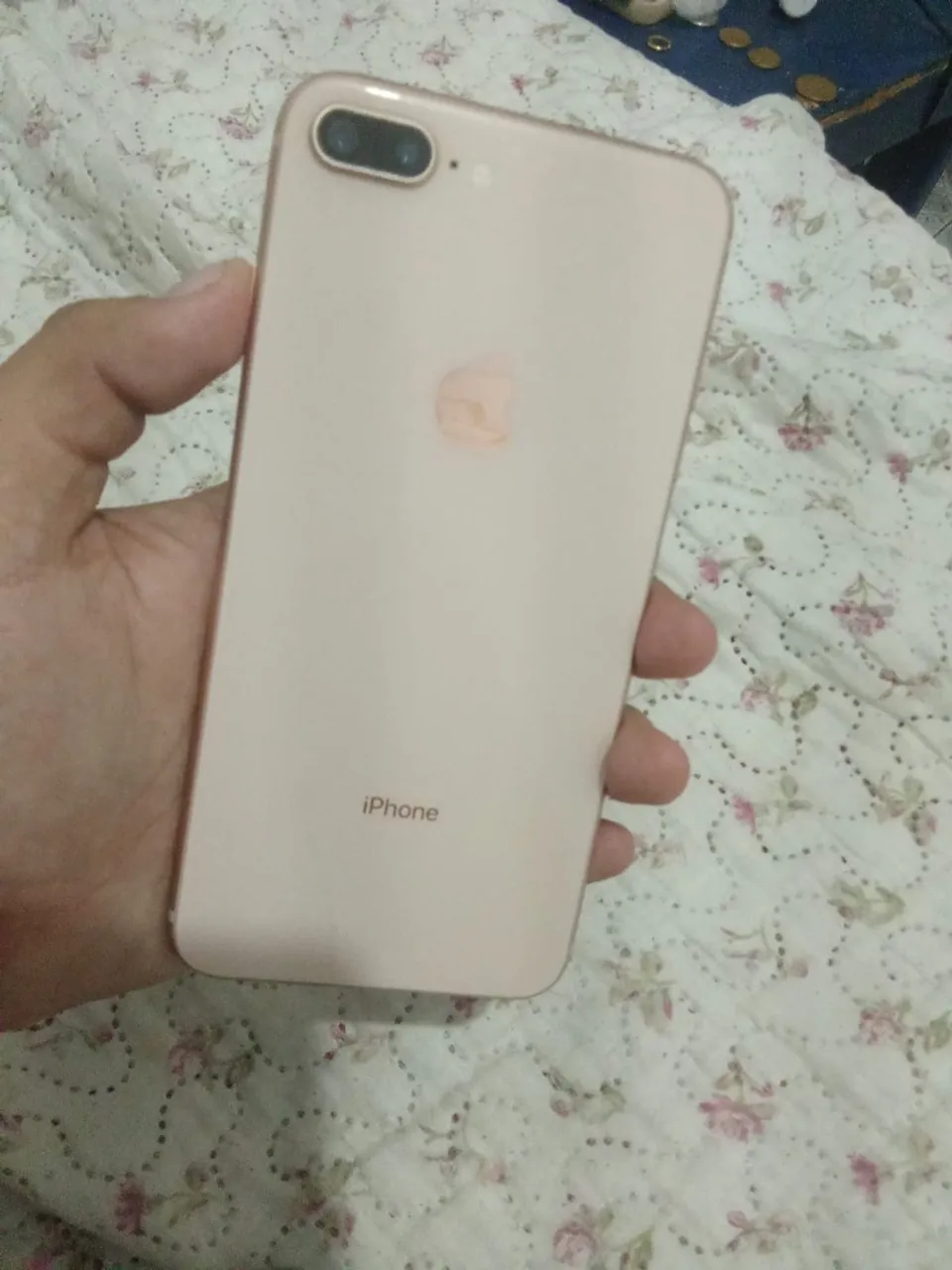 iPhone 8 Plus