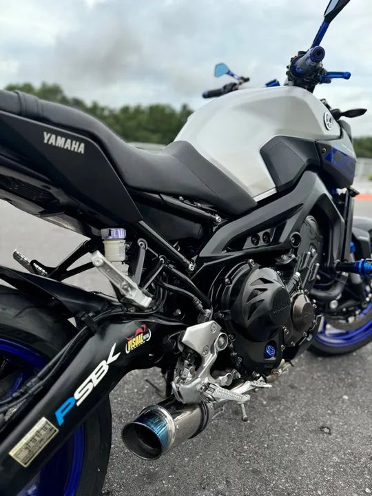 Yamaha MT-09  - Foto 3