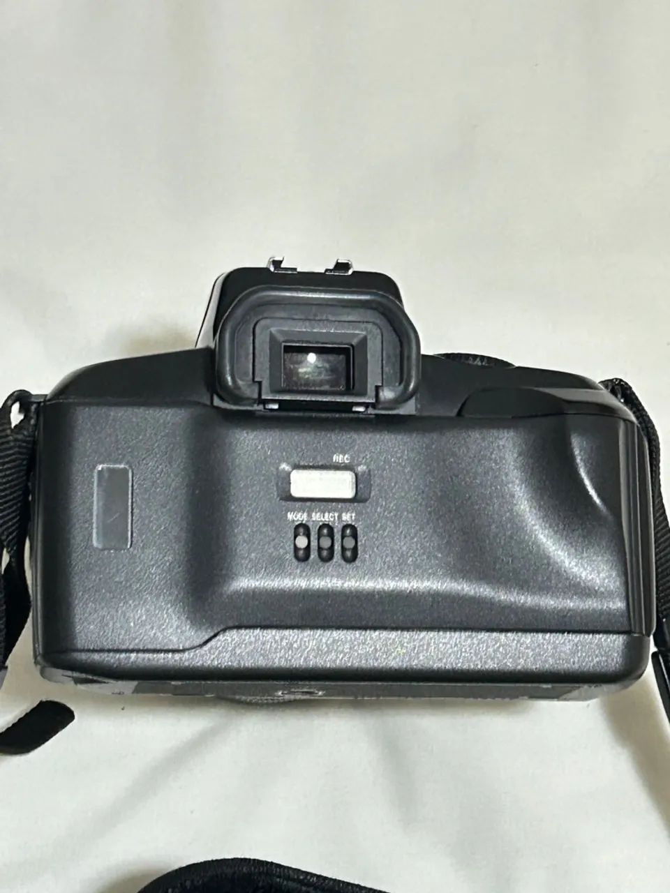 CANON　EOS　750ＱＤ Câmera analógica Canon EOS 750QD com Lente - Câmeras e Filmadoras