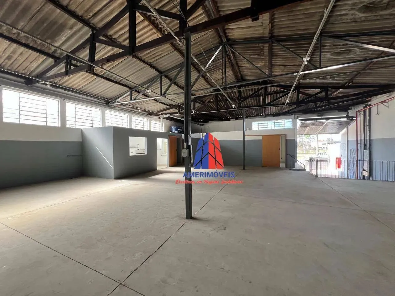 Salão para alugar, 411 m² por R$ 8.786,00/mês - Brieds - Americana/SP