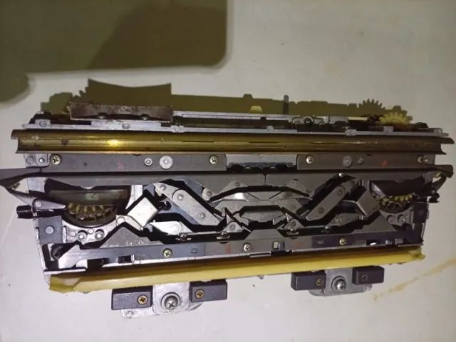 Carro principal da Maquina de trico Lanofix 321 - Foto 2