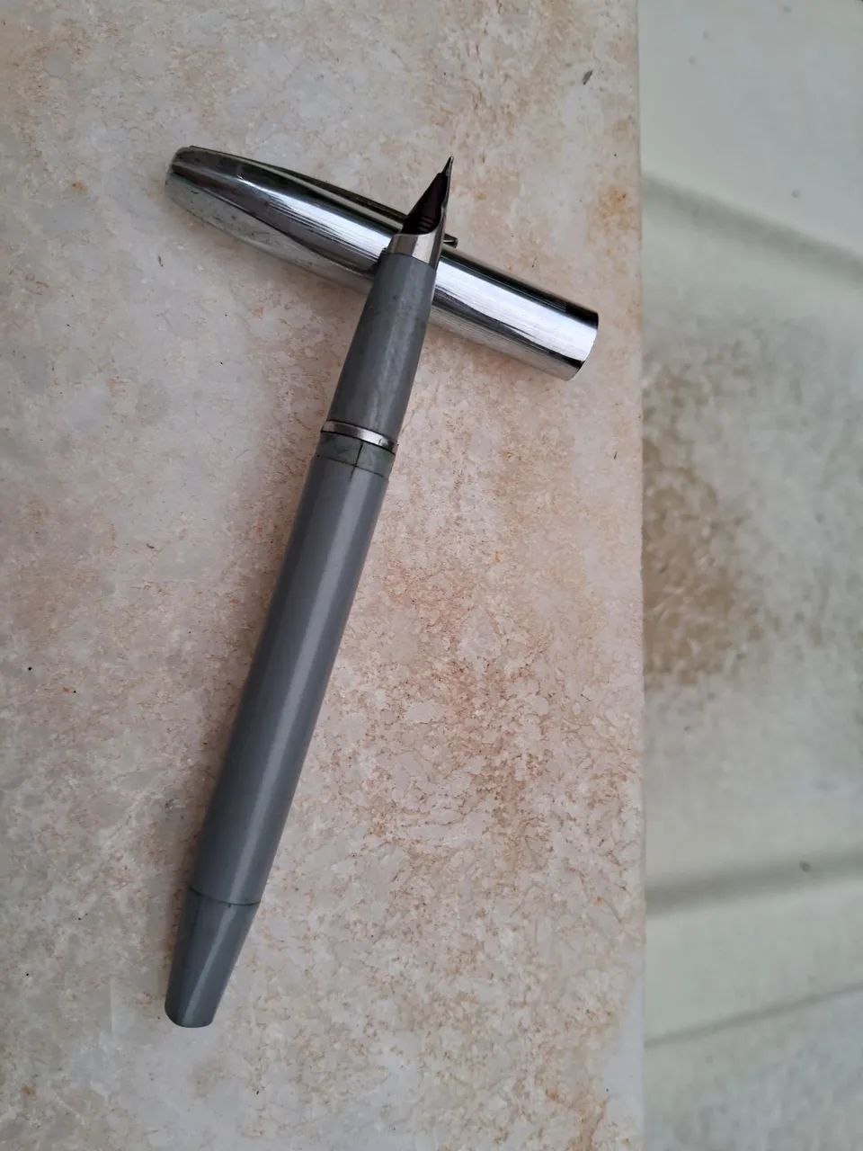 Caneta Tinteiro Sheaffer Imperial cinza decada de 1970 Vintage - Foto 3