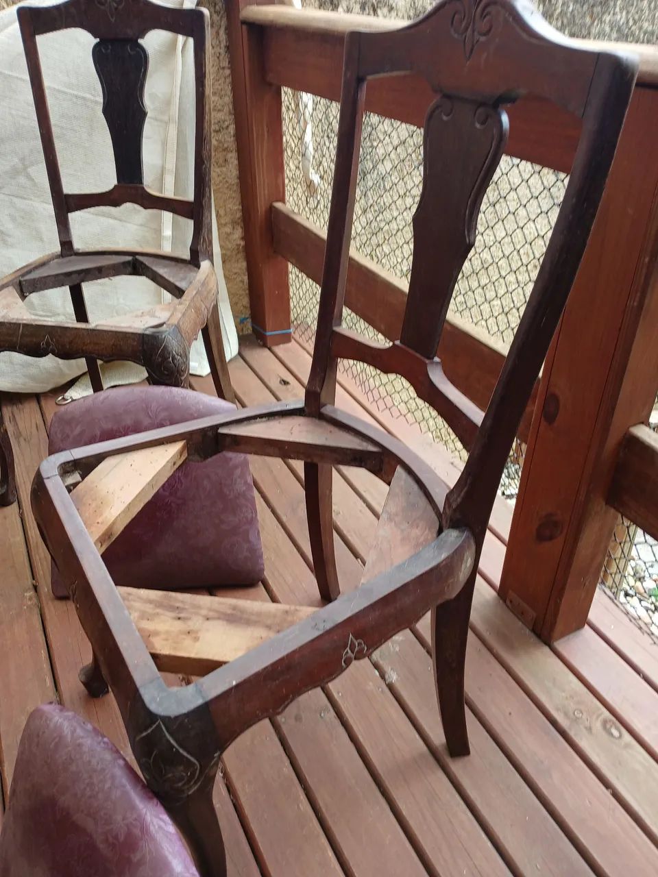 Vendo mesa de jantar antiga (década de 50) - Foto 3