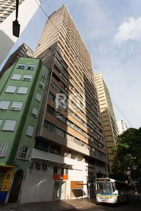 Apartamento de 2 dormitórios, nas imediações da Santa Casa, Centro Histórico, Poto Alegre,