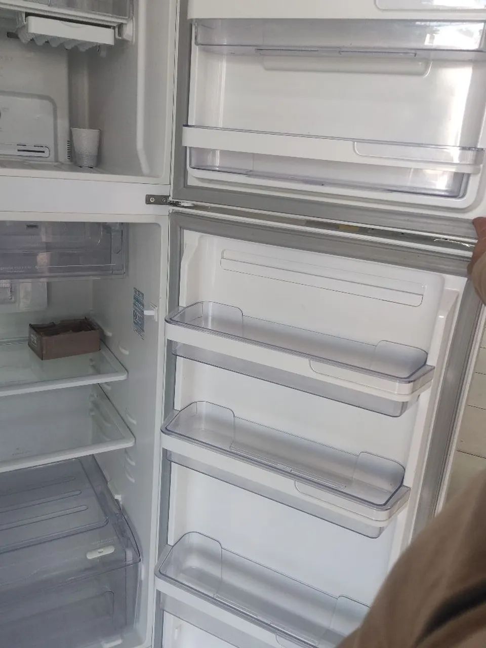 (((ENTREGA GRÁTIS))) Geladeira Electrolux Frost Free 382 Litros - Foto 4