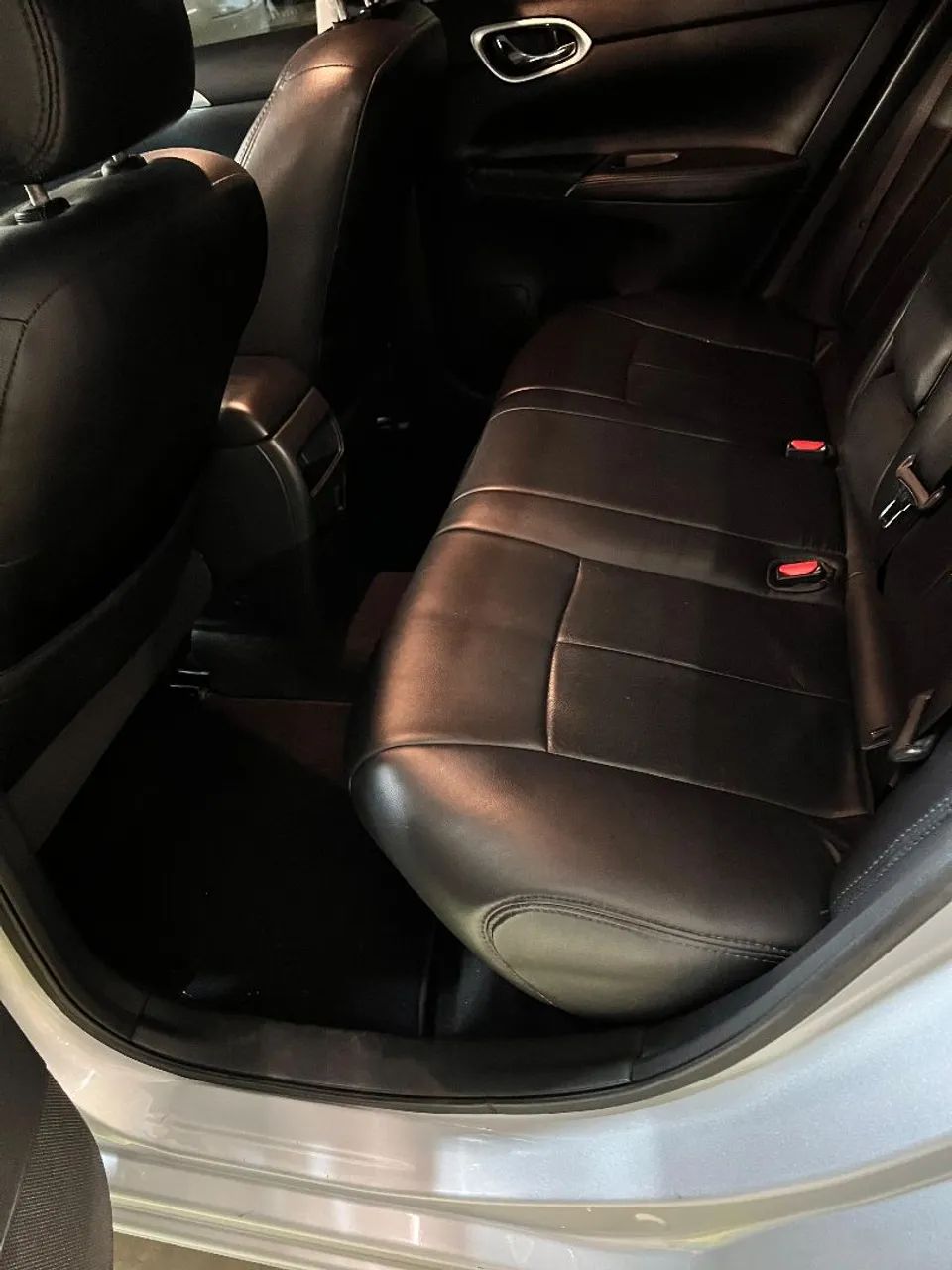 Vende se esse Nissan sentra lindo carro muito econômico chama no ZAP * - Foto 3
