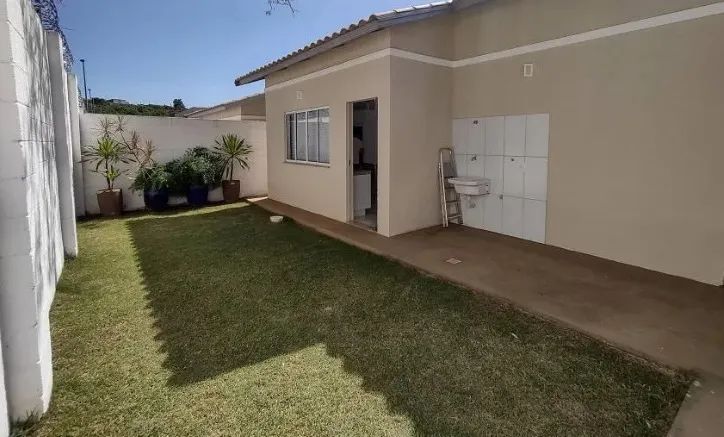 CASA A VENDA NO PLANALTO / G 35 