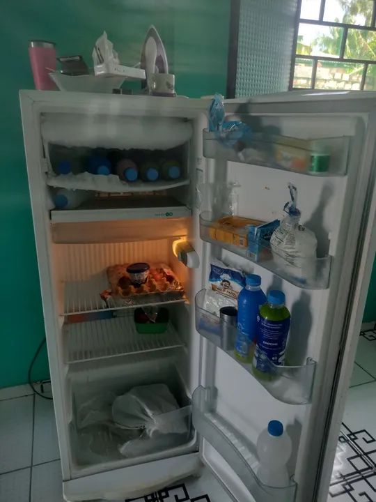 Geladeira Consul em ótimo estado!!! - Foto 2