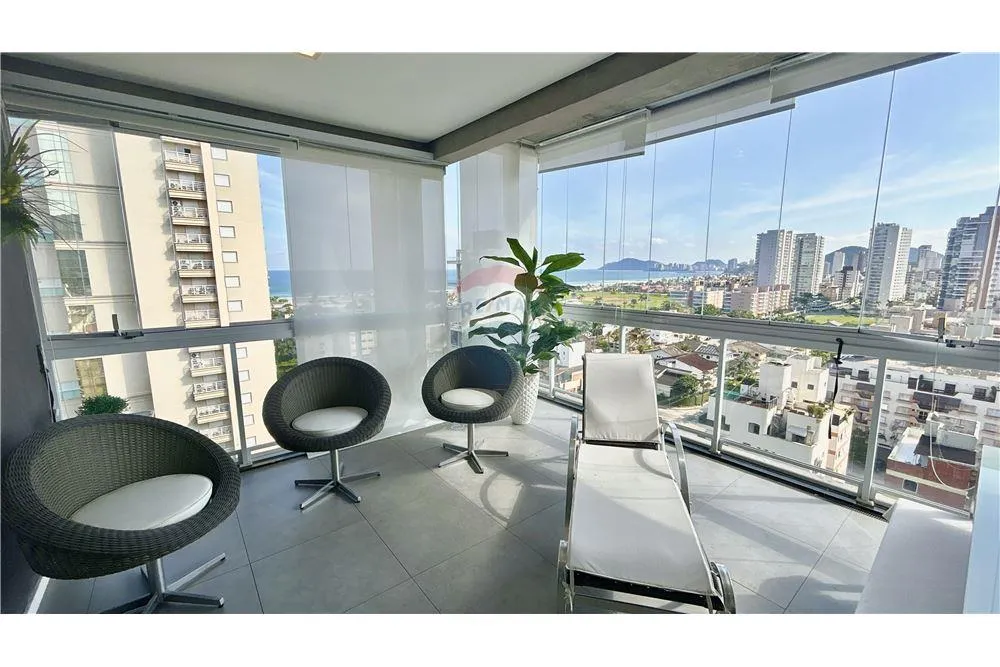 Apartamento à Venda - 3 Dormitórios e Lazer Completo - Praia da Enseada - Guarujá.