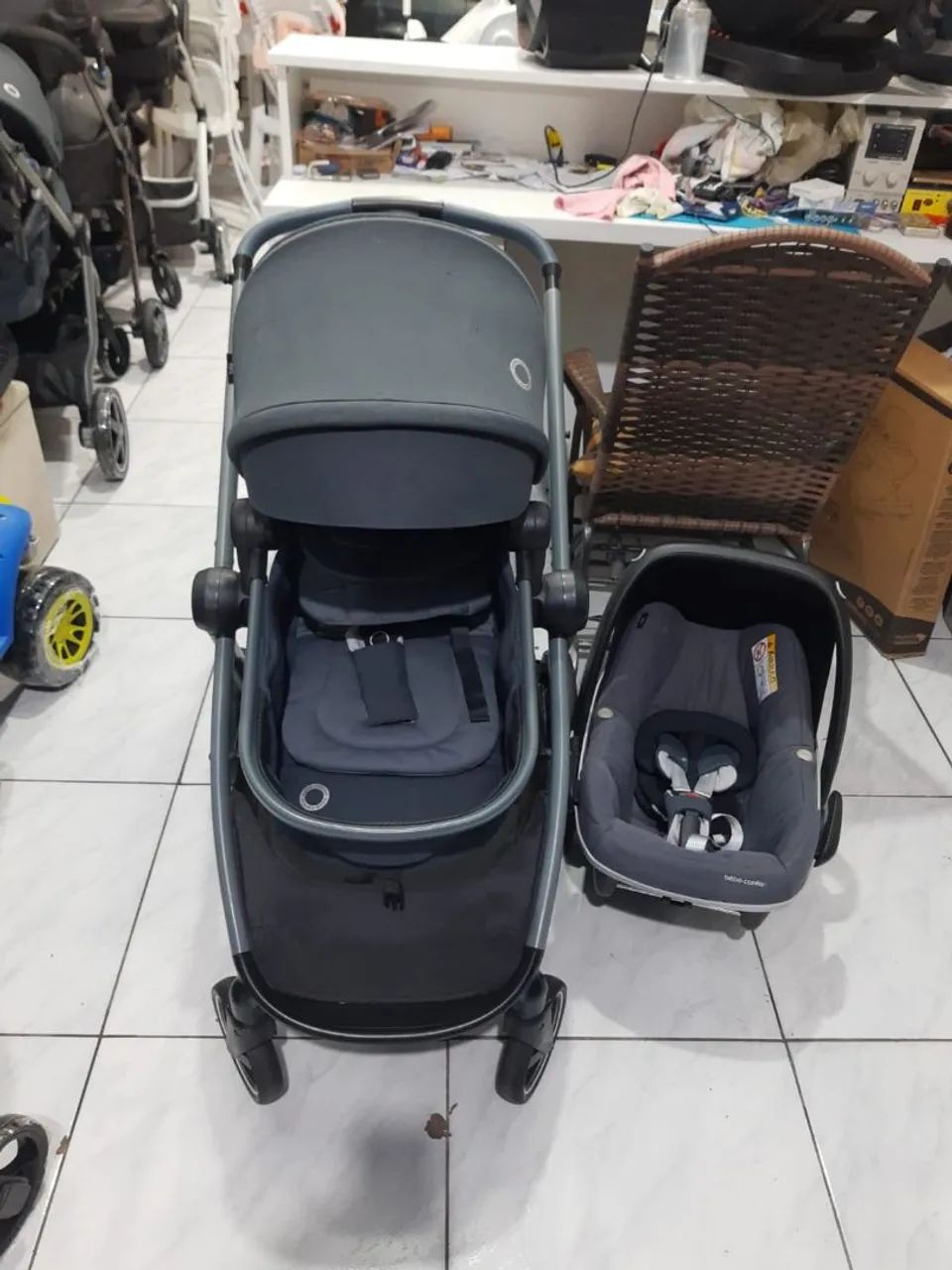 Carrinho de Bebê - usado  em excelente estado de conservação  - Foto 4