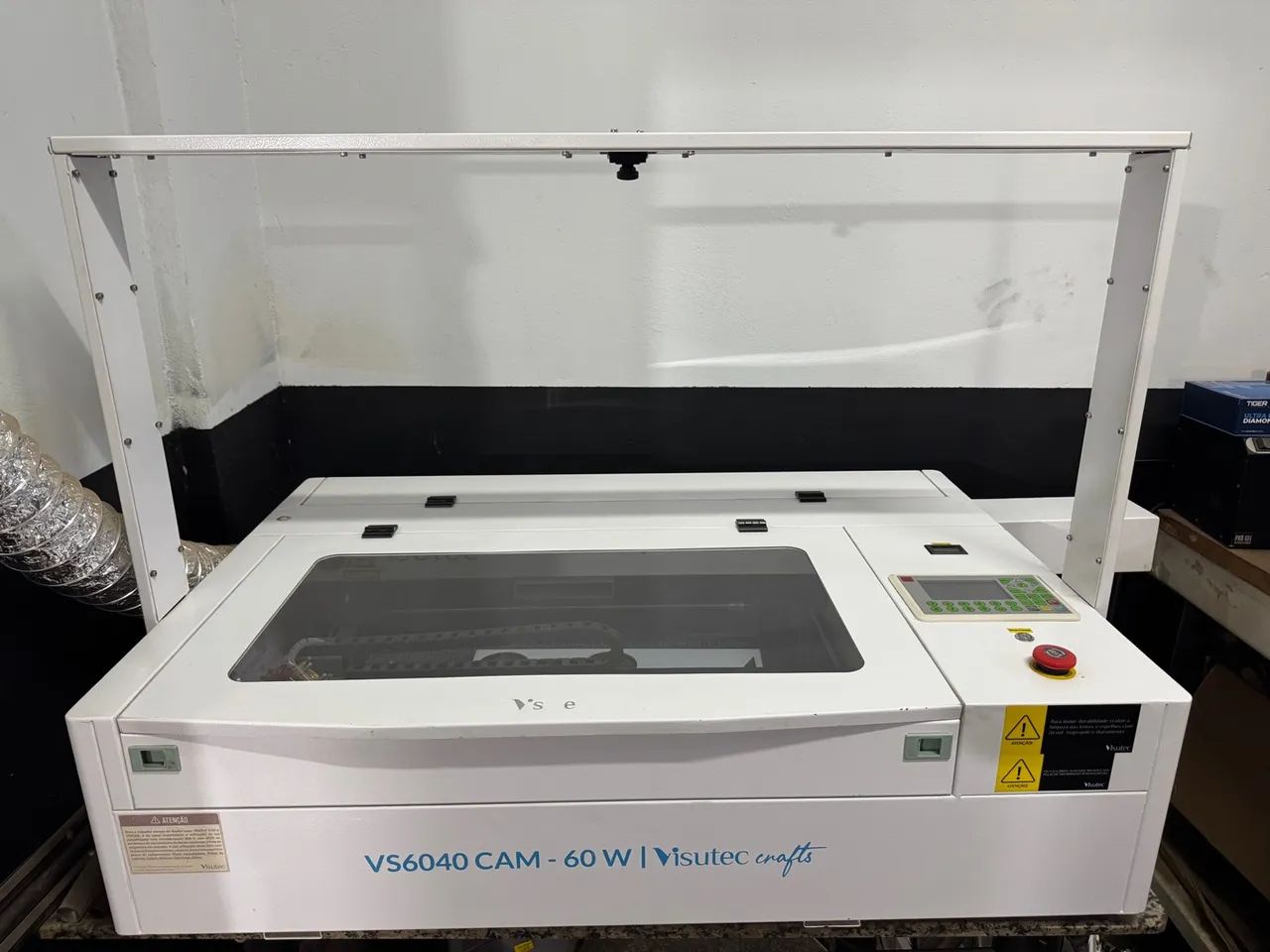 Máquina de Corte a Laser VS6040 CAM - 60 W