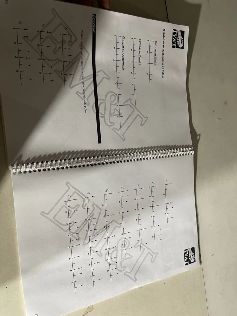 Livro para tocar violão  - Foto 3