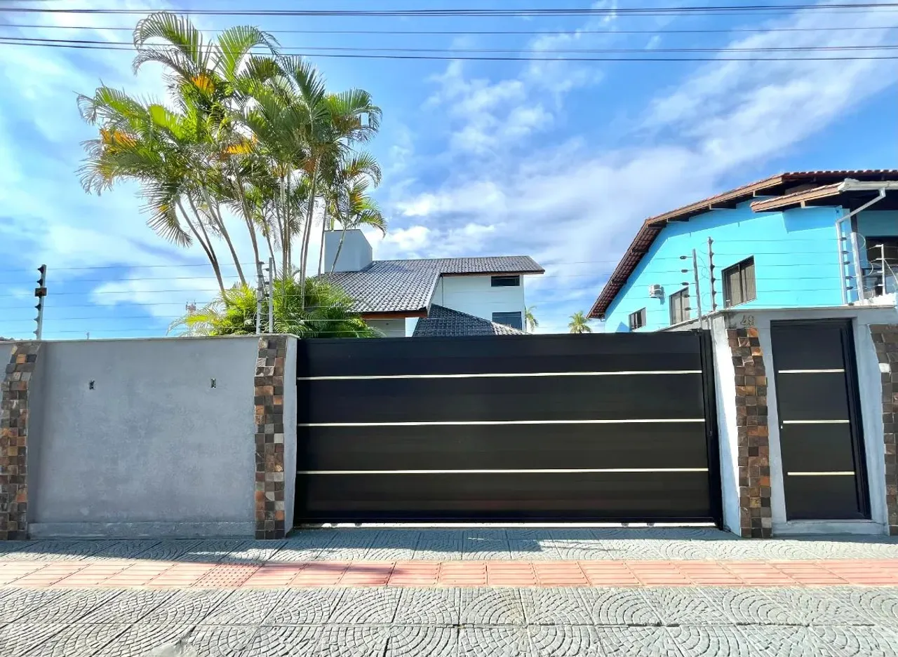 Casa de vila para venda em Dom Bosco com 2 quartos, sendo 1 suíte, 322m²