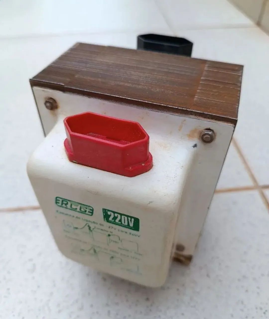 Autotransformador RCG Bivolt 127V/220V