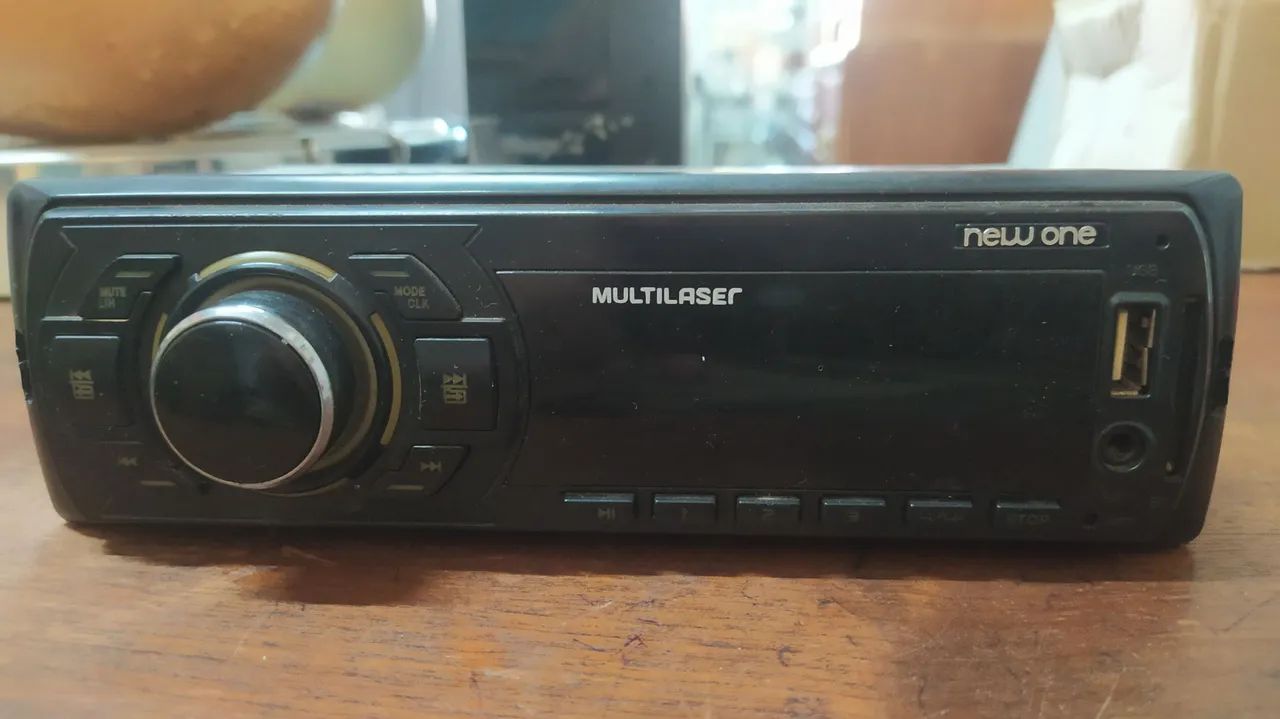frente som para carro "Multilaser"