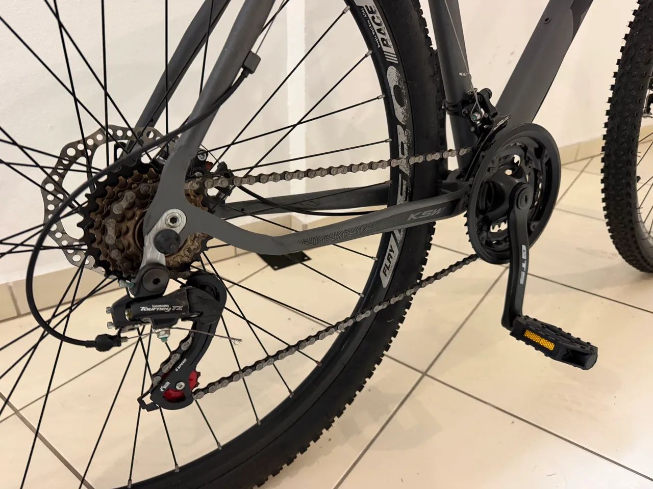Bicicleta aro 29 câmbio shimano - Foto 5