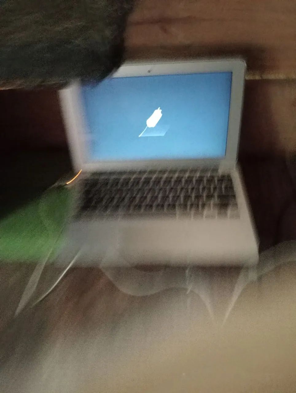 Vendo notebook Apple 
