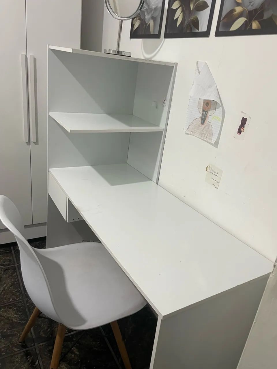 Mesa de estudos  - Foto 3
