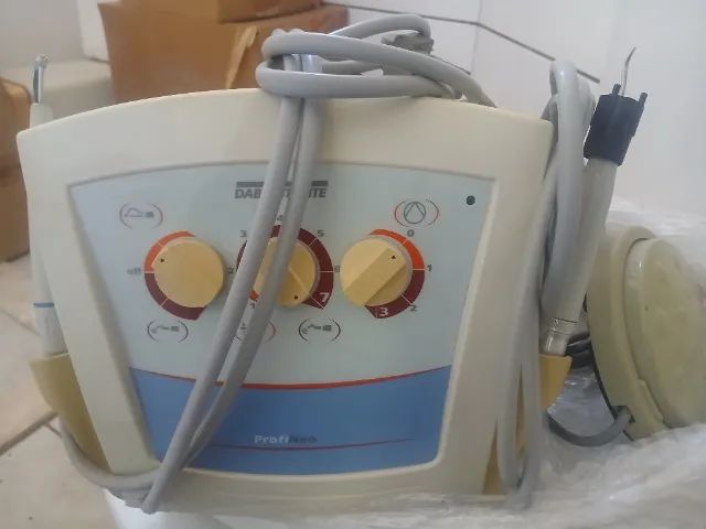 Ultrassom com jato de bicarbonato