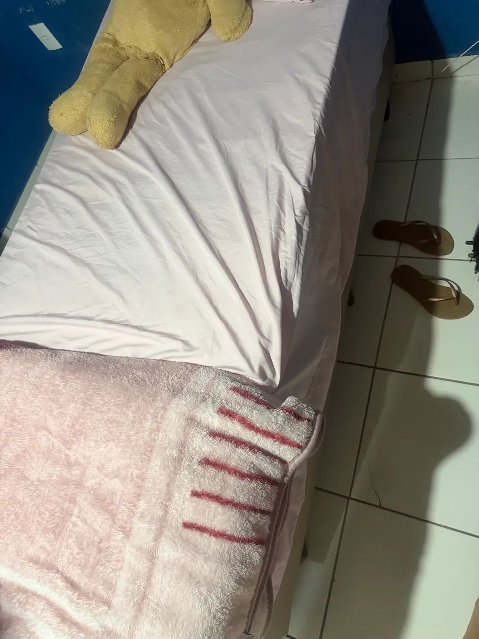 Cama box e colchão Inducol - solteiro 