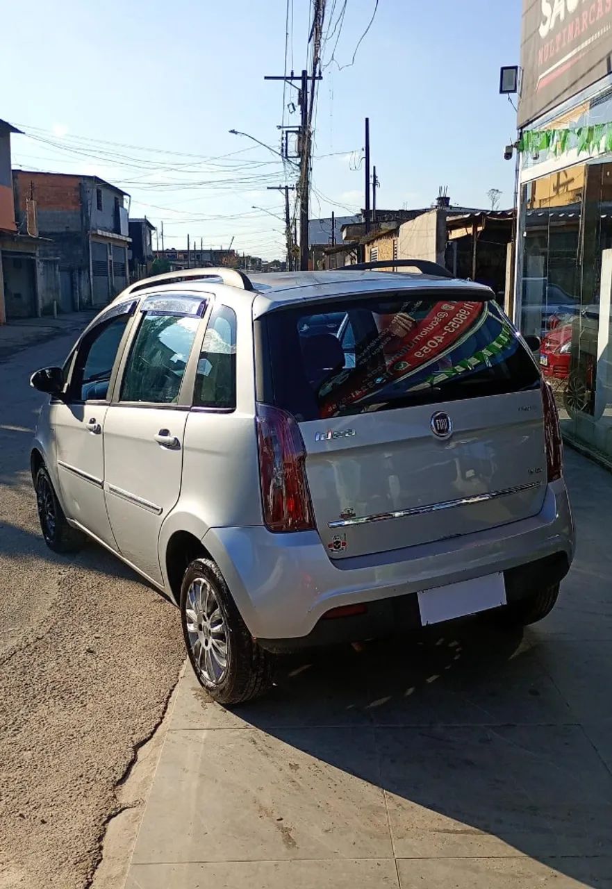 Fiat Idea Essence Dualogic 1.6 Flex 16V 5P 2011 - Foto 5