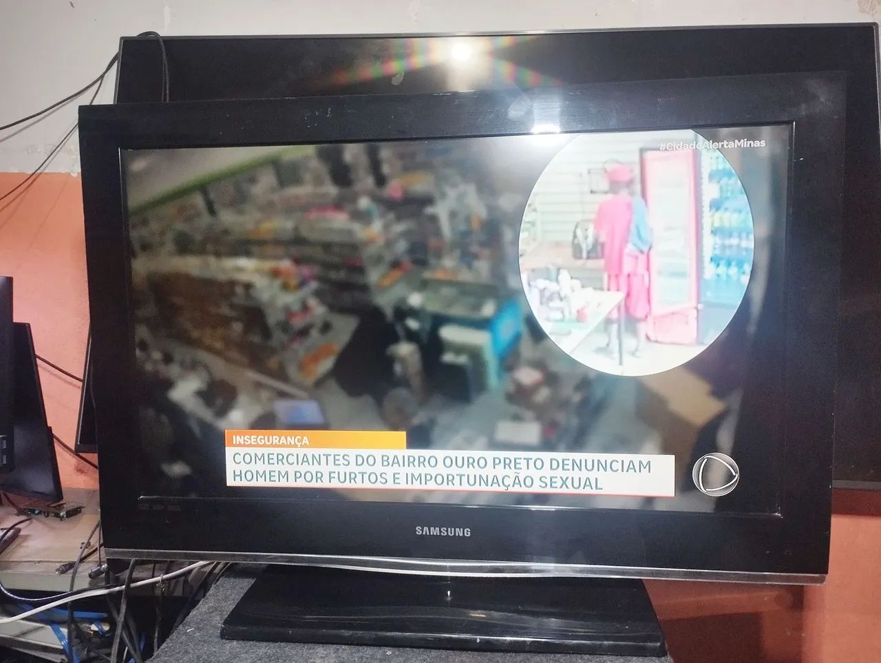 Tv 32" Samsung ( não é Smart ) com garantia  - Foto 3