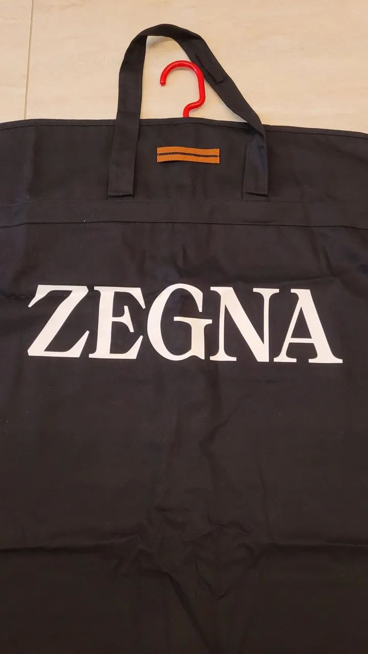Capa de roupa Emenergildo Zigna original de tecido. - Foto 2