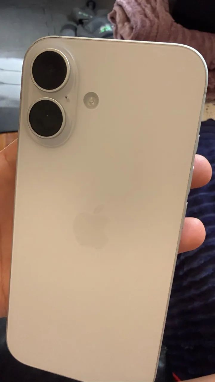 Vendo IPhone 16 - Foto 2