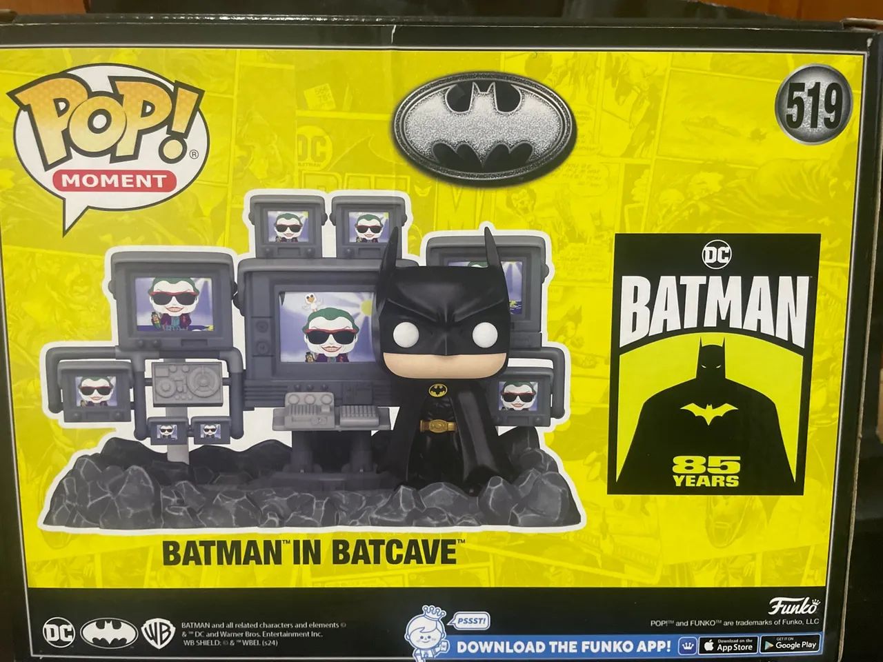 Funko Pop! Moment Batman in Batcave #519