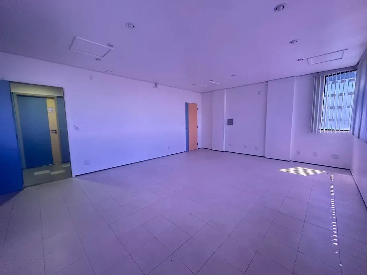 Sala comercial de 49m² no Comercial Atrium - São Francisco - Foto 2