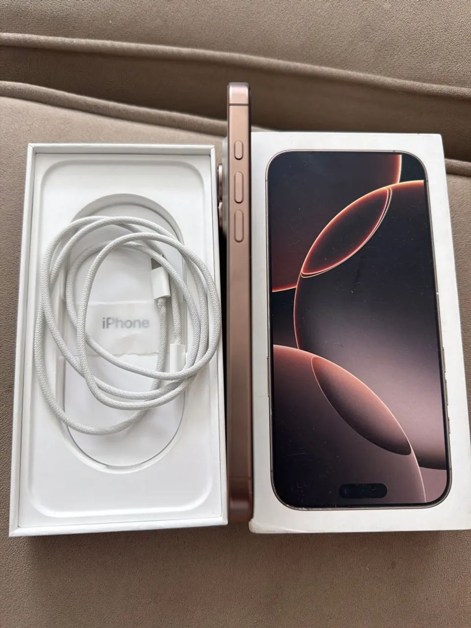 Iphone 16 pro max 256 Desert  - Foto 2