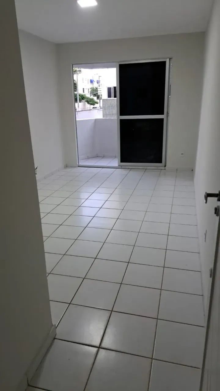 Aluga-se um apto em Capim Macio - Foto 2