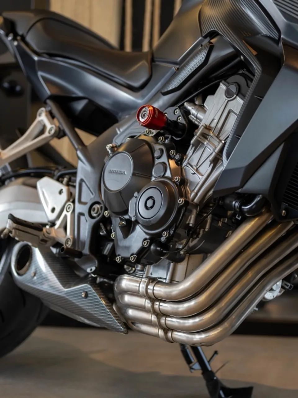HONDA CB 650F - 2015 - Foto 4