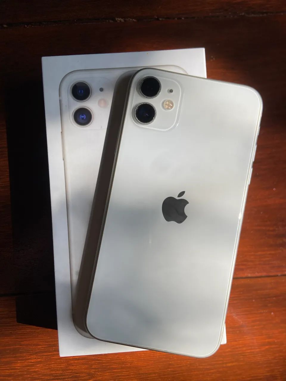 IPHONE 11 COM CAIXA