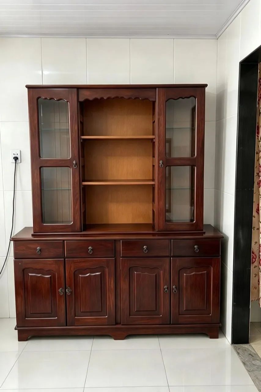 armário de madeira maciça com design clássico e elegante. - Foto 2