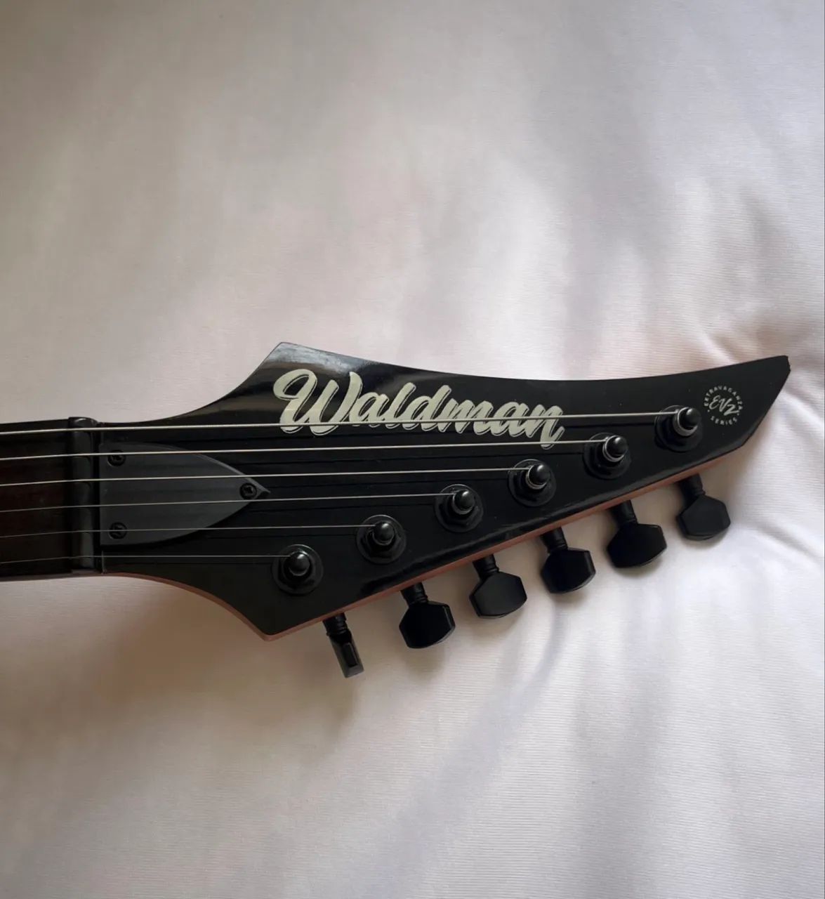 Guitarra Waldman - Foto 2