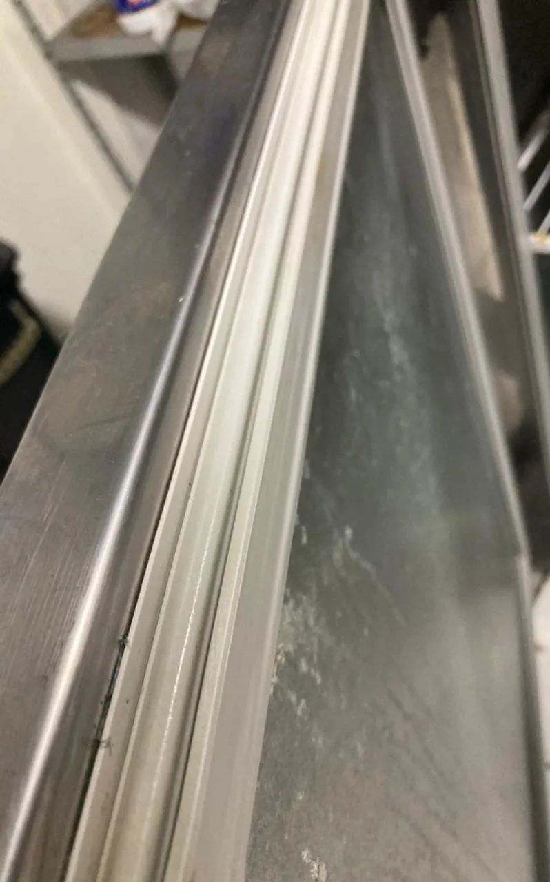 Balcão refrigerado usado em bom estado de conservação. - Foto 2