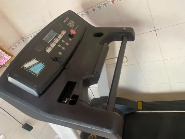 Esteira Movement RT 250 - Funcionando Perfeitamente - Foto 2