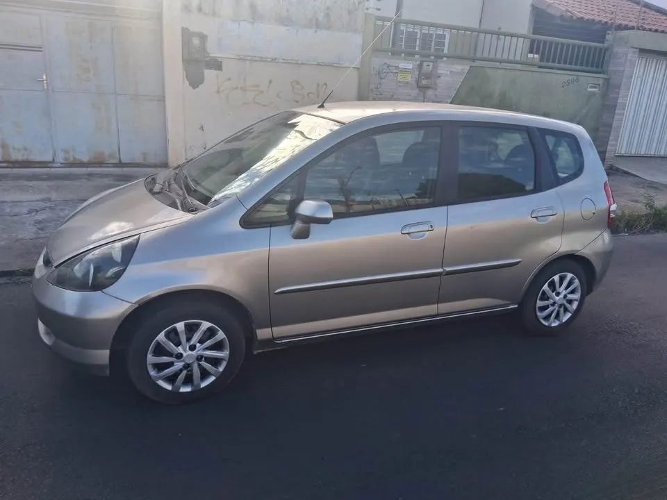 Honda Fit LX 1.4/ 1.4 Flex 8v/16v 5P Mec. 2004